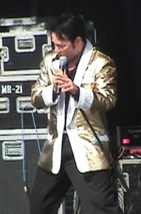 Bruce Stewart Rockin' to Mean Woman Blues